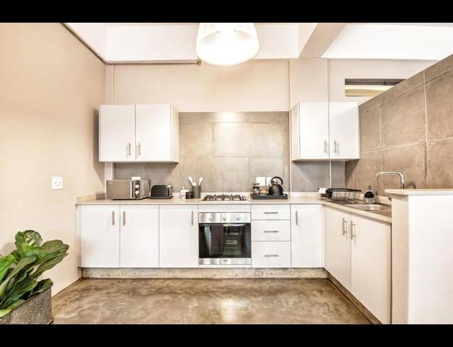 1 BEDROOM PROPERTY TO RENT IN BRAAMFONTEIN